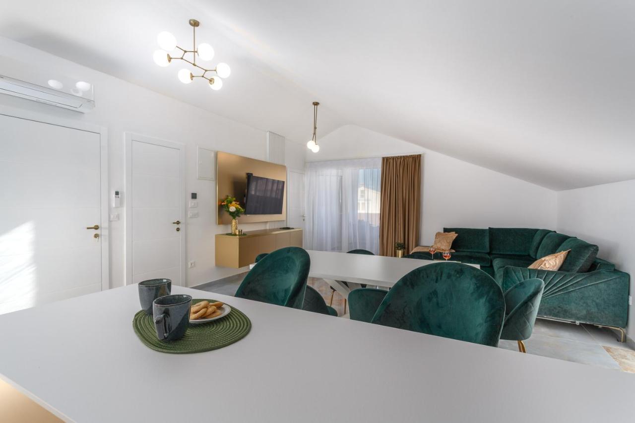 Apartments&Rooms Dario Krk Krk Town Exterior foto