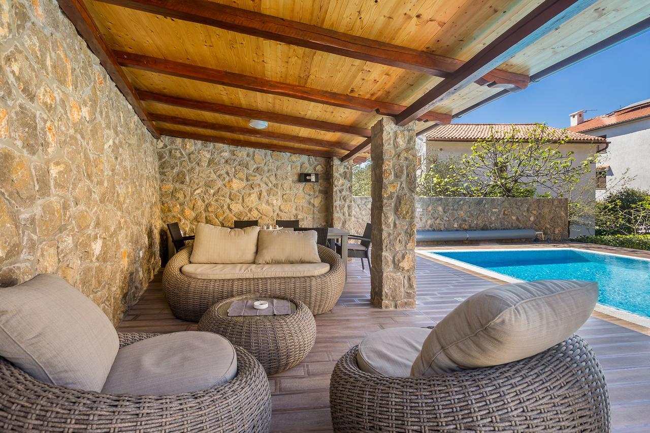 Apartments&Rooms Dario Krk Krk Town Exterior foto